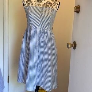 Adorable pinstripe strapless dress